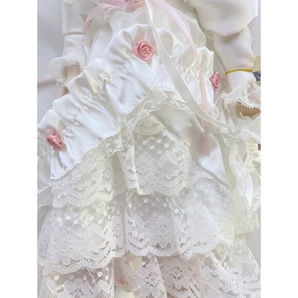 Seymour Mann Bride Doll 16" Tall Porcelain in Original Box With COA - Picture 7 of 8